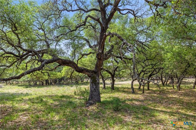 423 County Road 1010, Lampasas, TX 76550