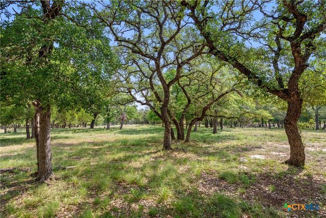 423 County Road 1010, Lampasas, TX 76550