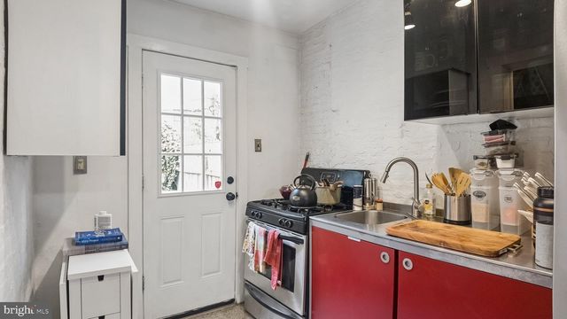 320 S JUNIPER ST, Philadelphia, PA 19107
