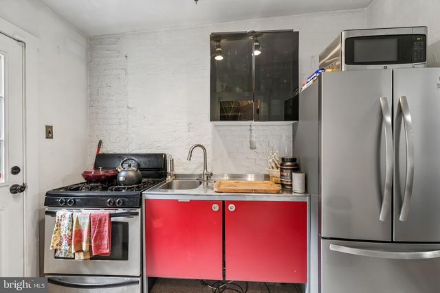 320 S JUNIPER ST, Philadelphia, PA 19107
