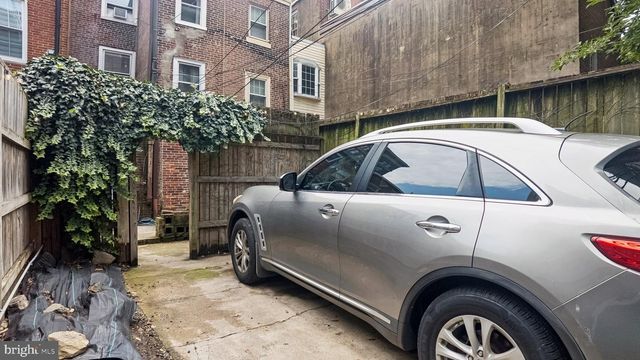 320 S JUNIPER ST, Philadelphia, PA 19107