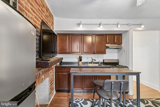 320 S JUNIPER ST, Philadelphia, PA 19107