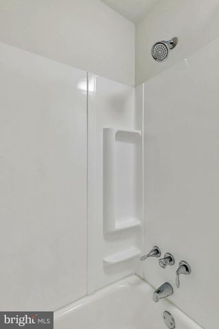 320 S JUNIPER ST, Philadelphia, PA 19107