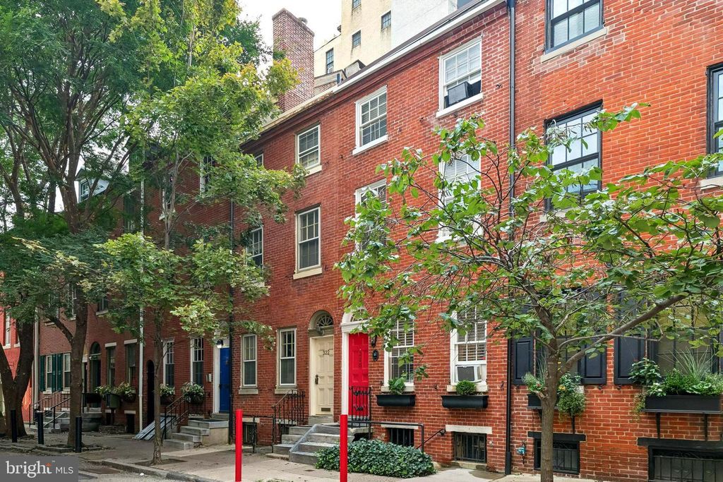 320 S JUNIPER ST, PHILADELPHIA, PA 19107 — photo 3