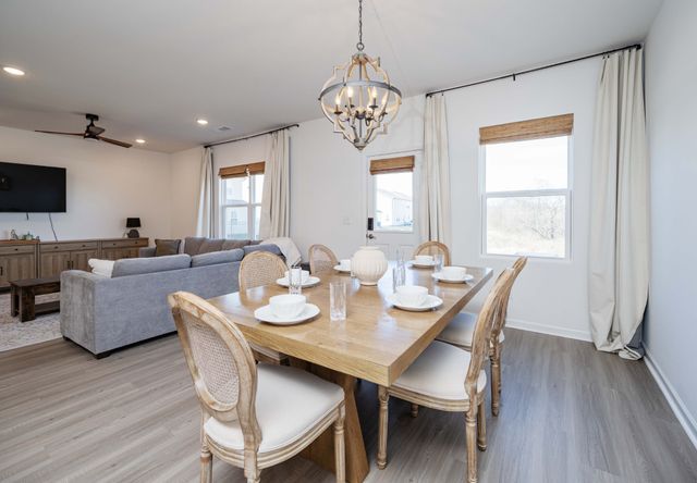 223 Land Breeze Dr, La Vergne, TN 37086