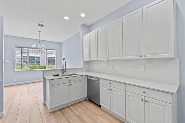 148 Nottingham Pl, Boynton Beach, FL 33426