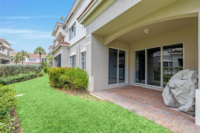 148 Nottingham Pl, Boynton Beach, FL 33426