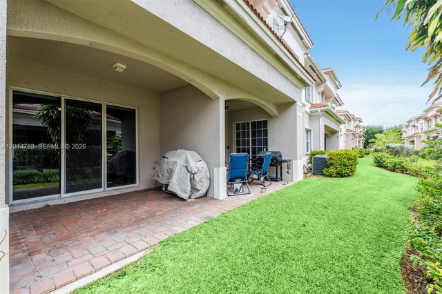 148 Nottingham Pl, Boynton Beach, FL 33426