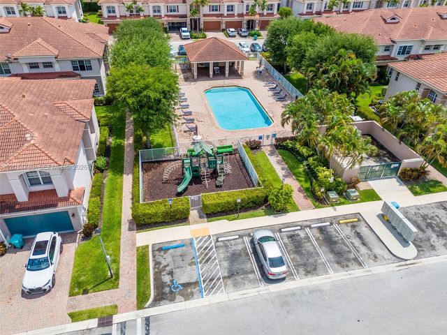 148 Nottingham Pl, Boynton Beach, FL 33426