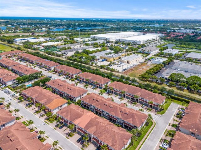 148 Nottingham Pl, Boynton Beach, FL 33426