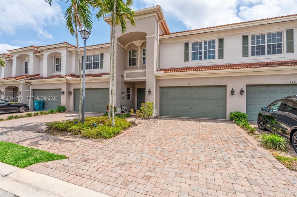 148 Nottingham Pl, Boynton Beach, FL 33426