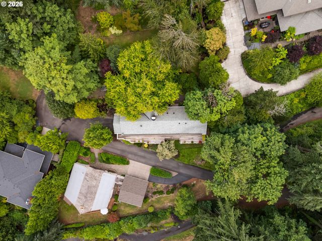 4621 Sw HILLSIDE Dr, Portland, OR 97221