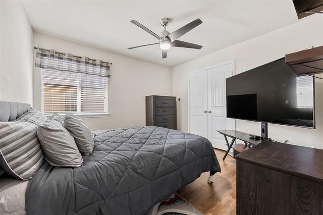 320 Ammonite LN, Jarrell, TX 76537