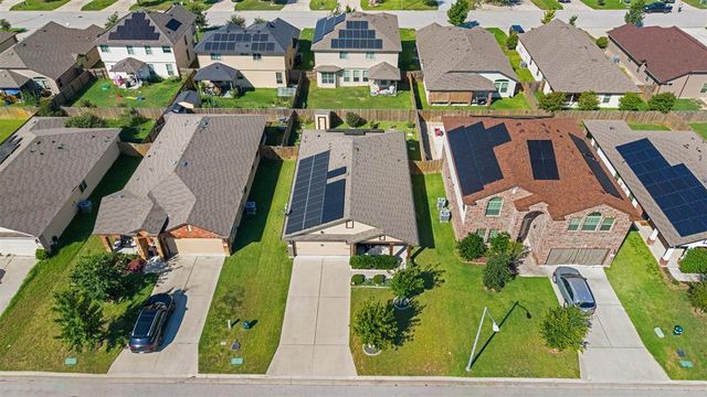 320 Ammonite LN, Jarrell, TX 76537