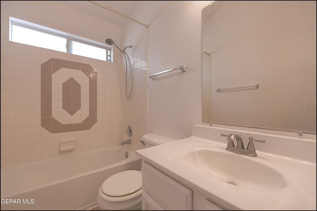 7097 Tierra Roja Street, El Paso, TX 79912