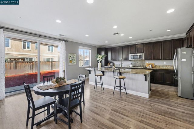 109 Muir Ct, Oakley, CA 94561