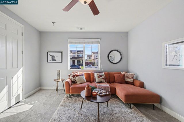 109 Muir Ct, Oakley, CA 94561