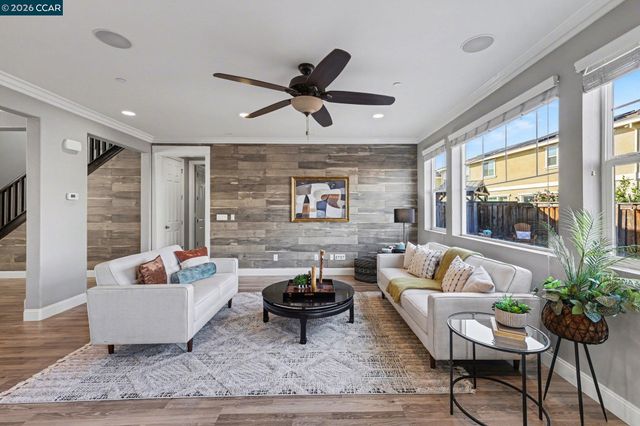 109 Muir Ct, Oakley, CA 94561