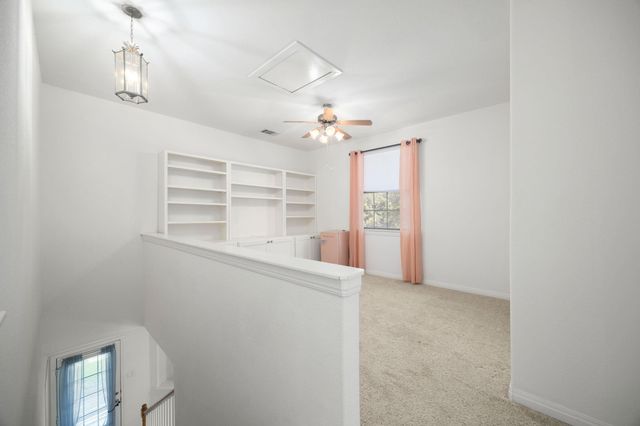 12701 Venice LN 230, Austin, TX 78750
