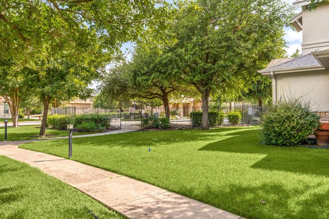 12701 Venice LN 230, Austin, TX 78750