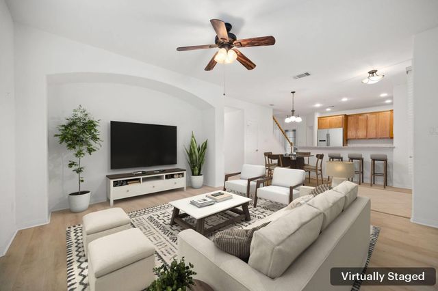 12701 Venice LN 230, Austin, TX 78750
