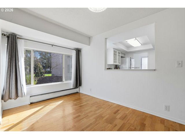 11683 Sw BOONES BEND Dr, Beaverton, OR 97008