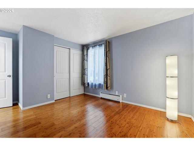 11683 Sw BOONES BEND Dr, Beaverton, OR 97008