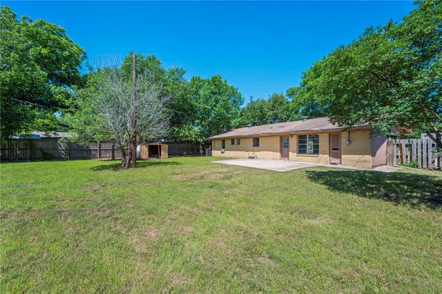 905 Dellwood, Bryan, TX 77802