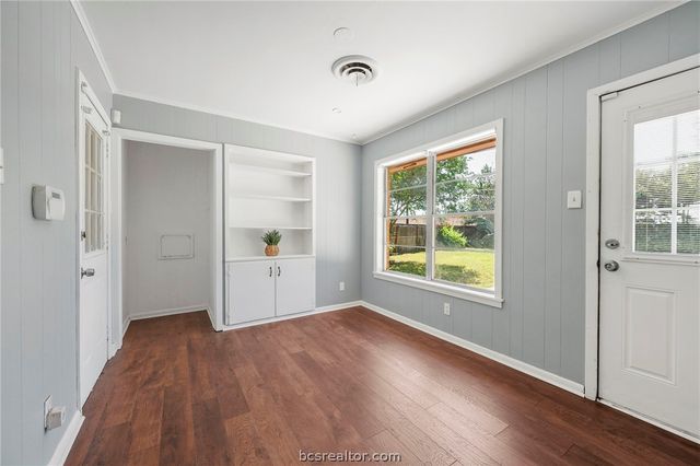 905 Dellwood, Bryan, TX 77802