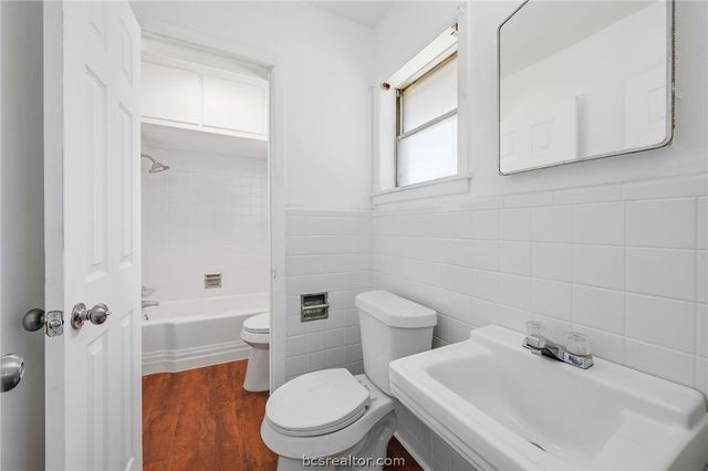 905 Dellwood, Bryan, TX 77802