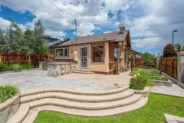 3201 Stuart Street, Denver, CO 80212