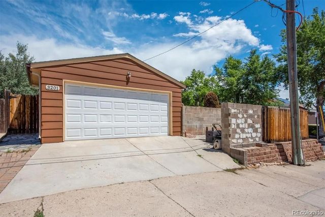 3201 Stuart Street, Denver, CO 80212