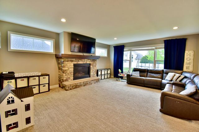1805 2nd Street NE, Willmar, MN 56201
