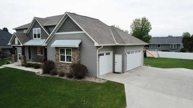 1805 2nd Street NE, Willmar, MN 56201