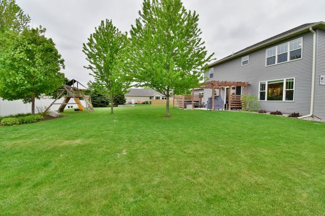 1805 2nd Street NE, Willmar, MN 56201