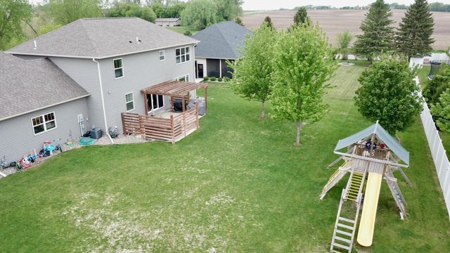 1805 2nd Street NE, Willmar, MN 56201