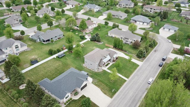 1805 2nd Street NE, Willmar, MN 56201