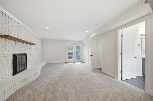 2515 Sleepy Hollow Dr, Nashville, TN 37217
