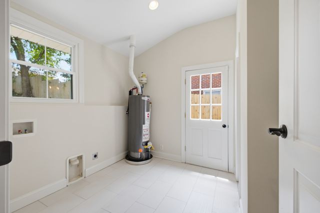 2515 Sleepy Hollow Dr, Nashville, TN 37217