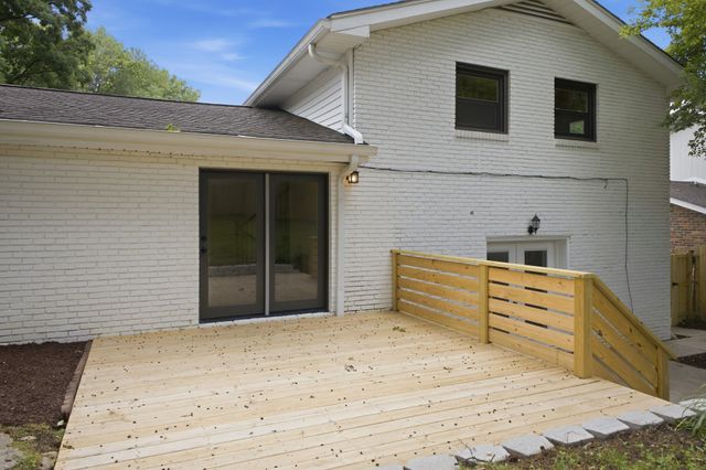2515 Sleepy Hollow Dr, Nashville, TN 37217