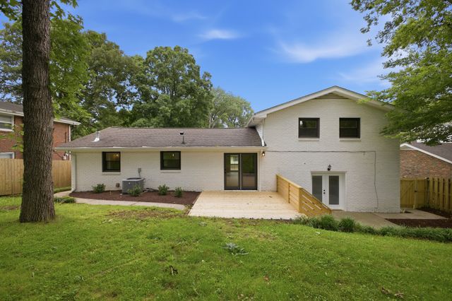 2515 Sleepy Hollow Dr, Nashville, TN 37217