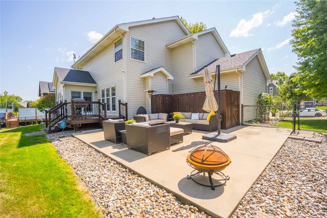 3906 NW Seasons Court, Ankeny, IA 50023