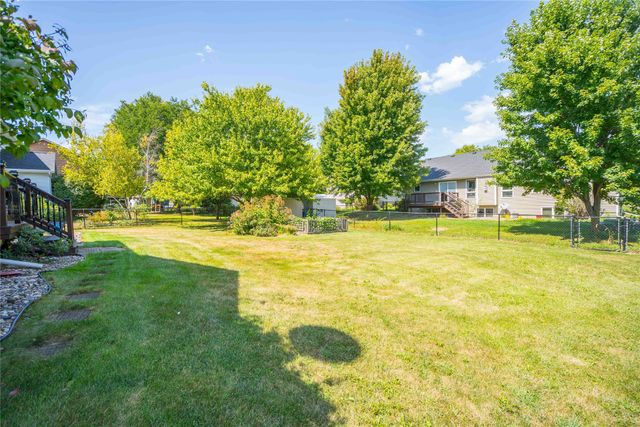3906 NW Seasons Court, Ankeny, IA 50023