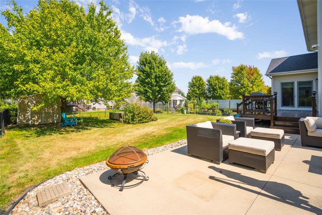 3906 NW Seasons Court, Ankeny, IA 50023