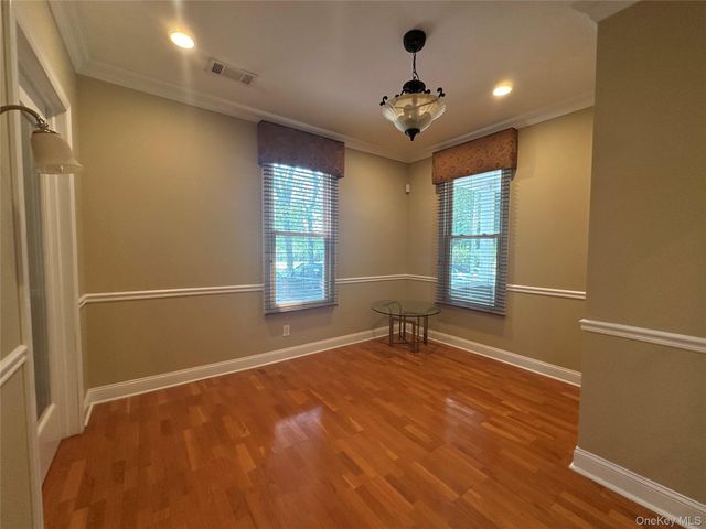 198 Orange Avenue 1, Suffern, NY 10901