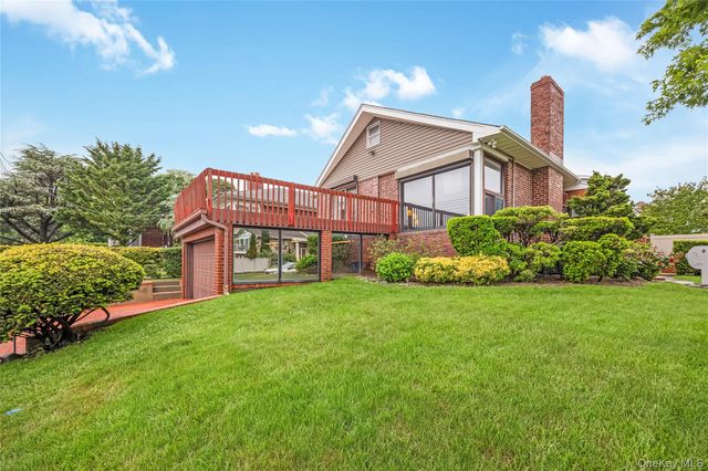 168-24 14th Avenue, Beechhurst, NY 11357