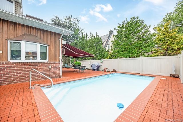 168-24 14th Avenue, Beechhurst, NY 11357