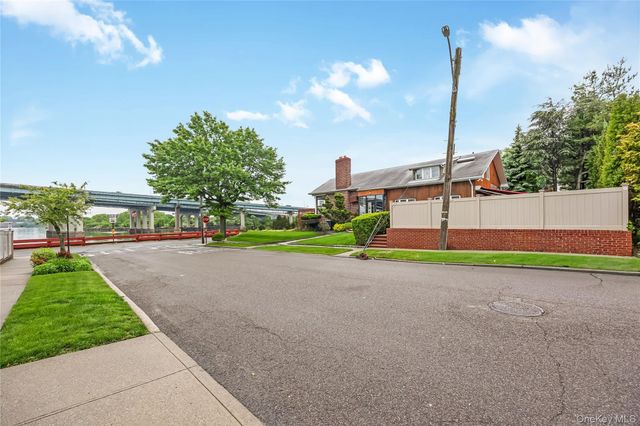 168-24 14th Avenue, Beechhurst, NY 11357