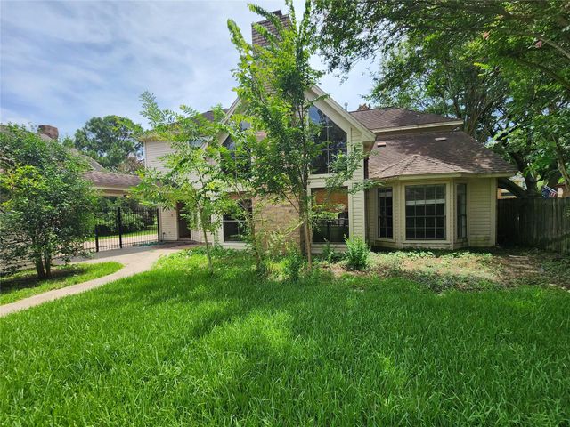 15714 Woodcroft Drive, Houston, TX 77095