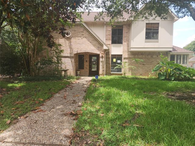 15714 Woodcroft Drive, Houston, TX 77095